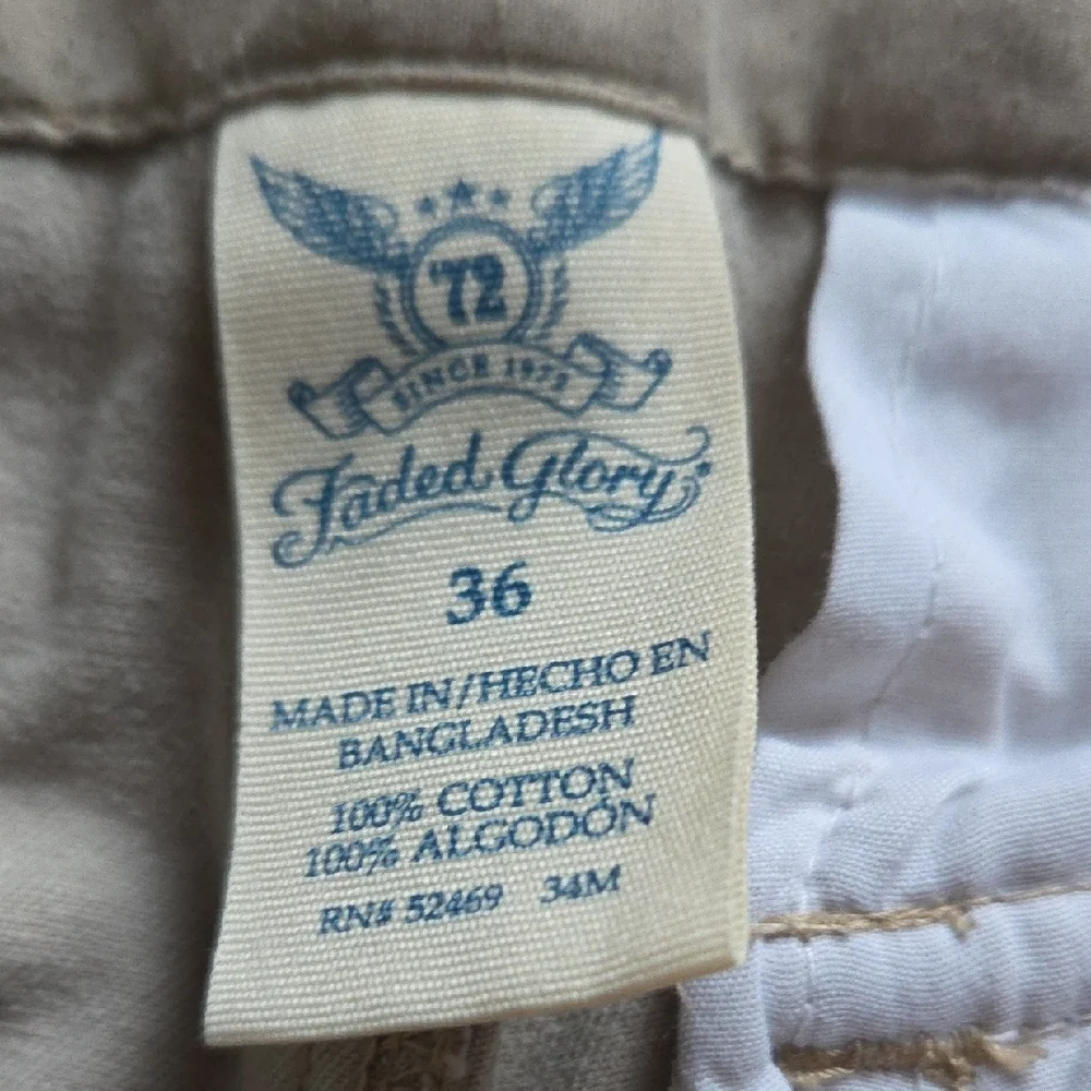 Faded Glory Beige/Tan Cargo Shorts with Button Flap Pockets - Picture 2 of 3